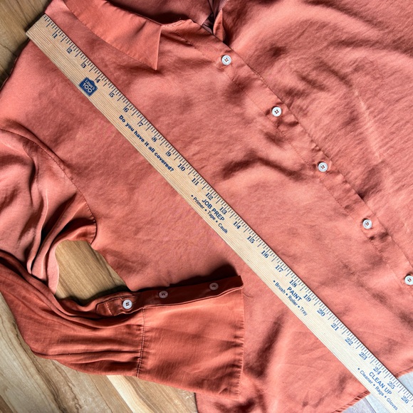 Free People Silky Long Sleeve Button Down Boho Copper Colored Shirt Blouse Large - Picture 8 of 8